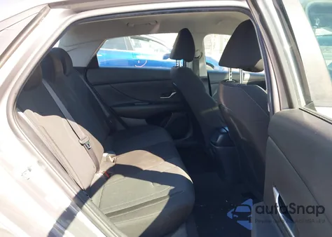 2021 Hyundai Elantra Se z USA, uszkodzony, nr VIN KMHLL4AG1MU123663